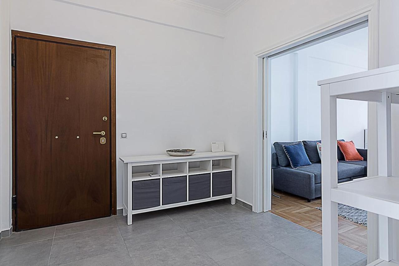 Spacious Two Bedroom Apartment In Central Location Афіни Екстер'єр фото