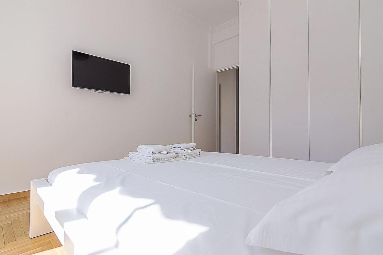 Spacious Two Bedroom Apartment In Central Location Афіни Екстер'єр фото