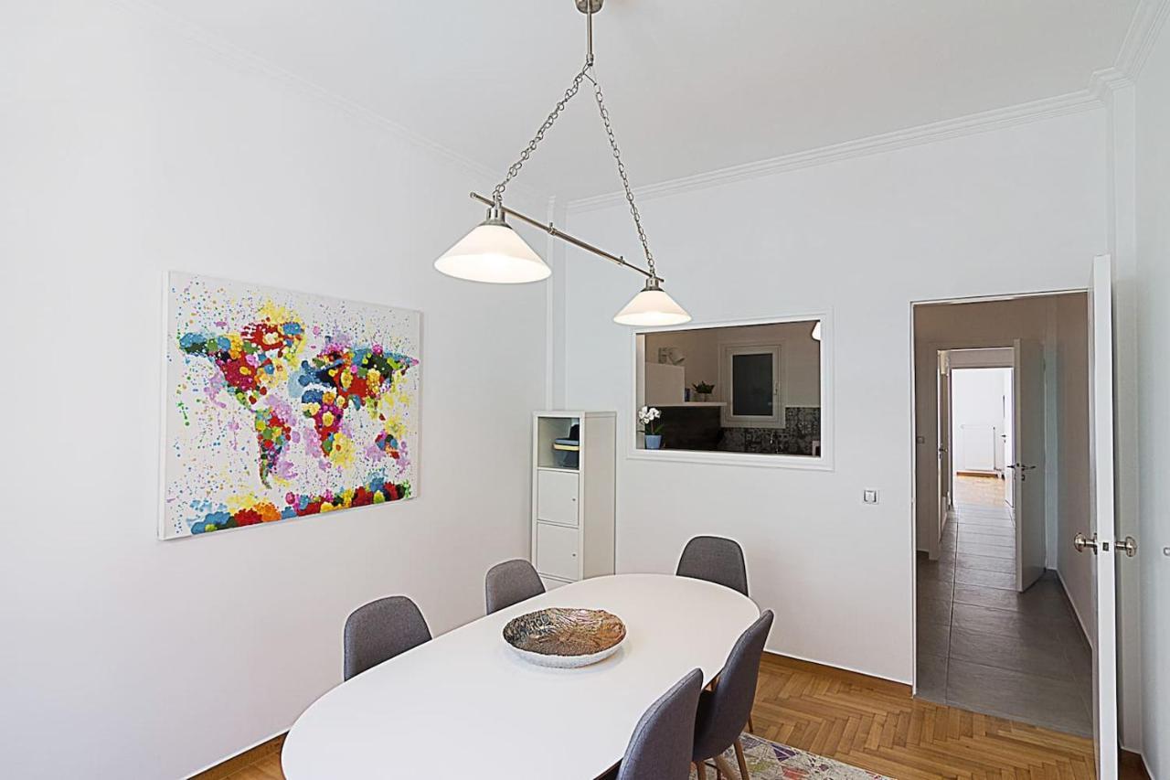 Spacious Two Bedroom Apartment In Central Location Афіни Екстер'єр фото