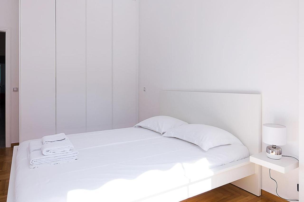 Spacious Two Bedroom Apartment In Central Location Афіни Екстер'єр фото