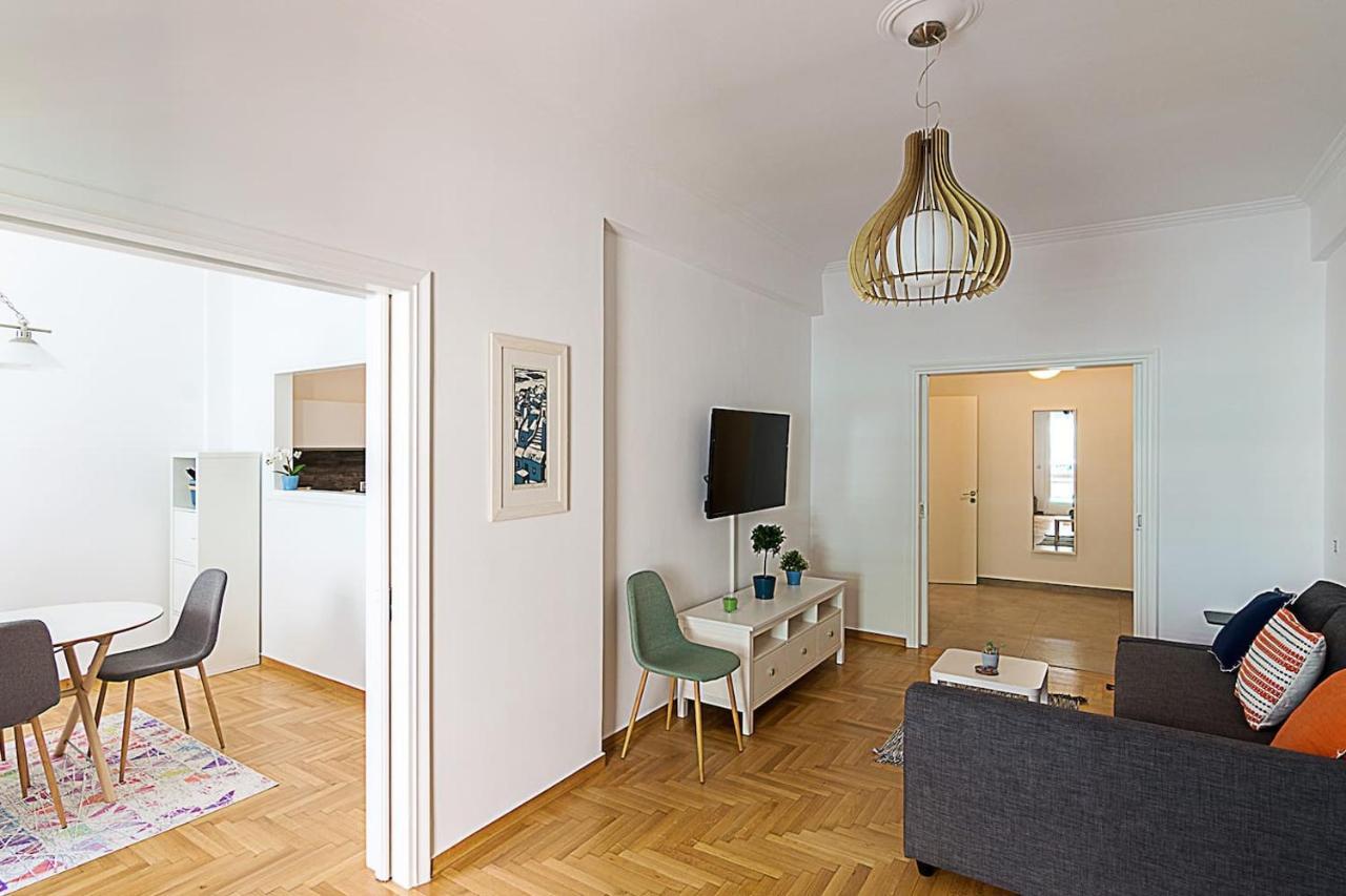 Spacious Two Bedroom Apartment In Central Location Афіни Екстер'єр фото