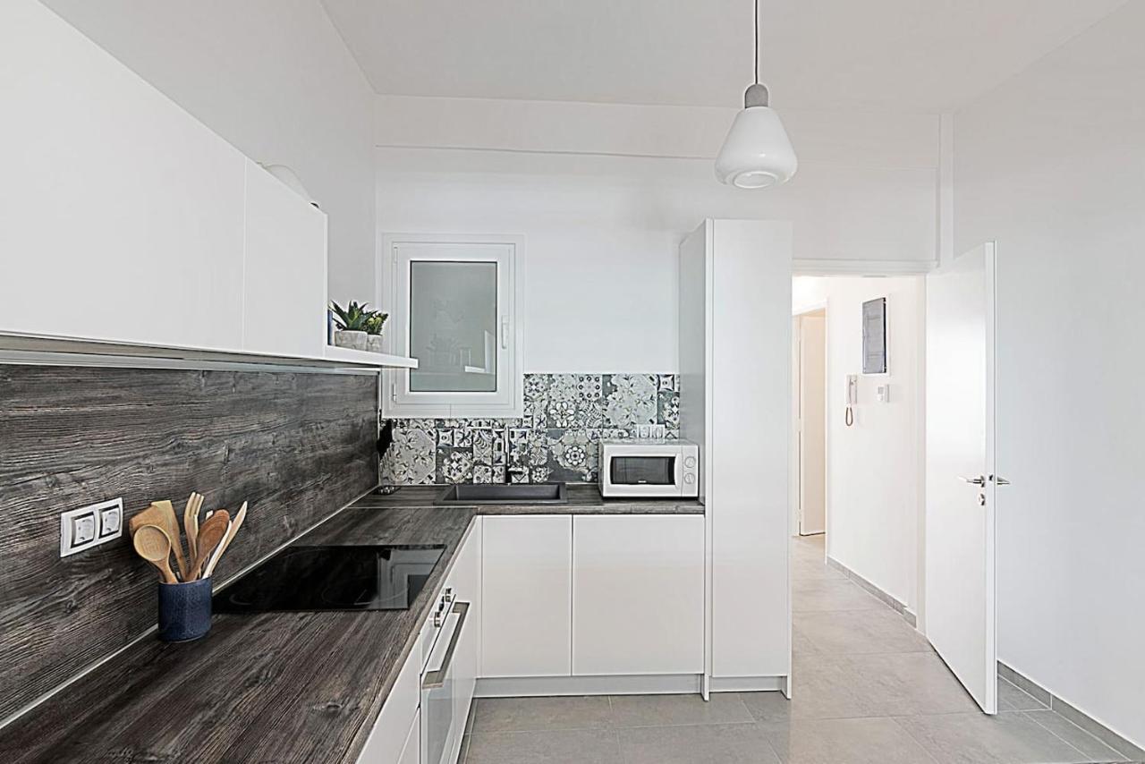 Spacious Two Bedroom Apartment In Central Location Афіни Екстер'єр фото